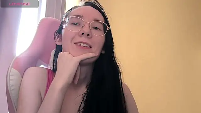 Aria Mur  online show from 04/09/26, 01:40