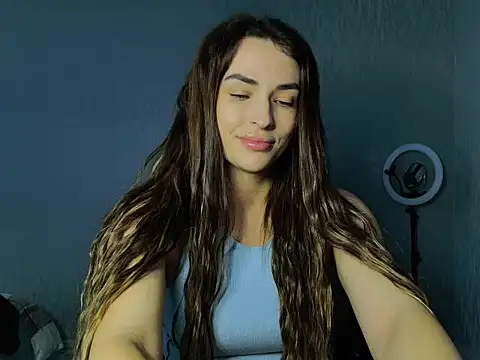 Kira  love1 online show from 04/17/26, 08:50