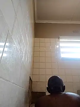 Snapshot of alphamale25 chatting on 04/10/26, 11:28 alphamale25 online show from 04/10/26, 11:28