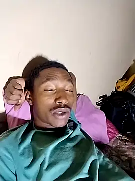 Snapshot of alphamale25 chatting on 04/07/26, 10:55 alphamale25 online show from 04/07/26, 10:55