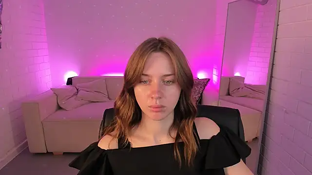 MeganClapp online show from 05/13/26, 06:20