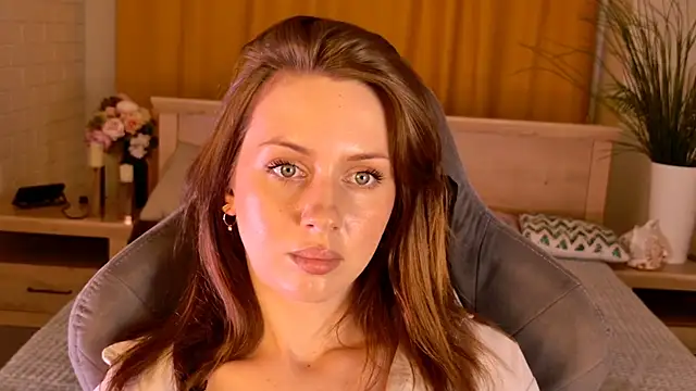MeganClapp online show from 04/23/26, 12:29