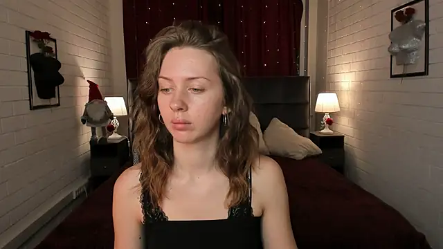 MeganClapp online show from 05/27/26, 05:15