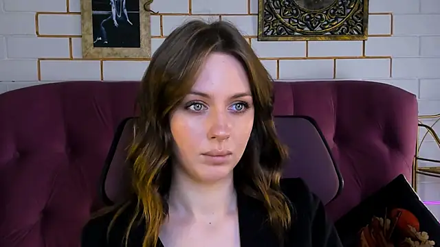 MeganClapp online show from 04/24/26, 05:09