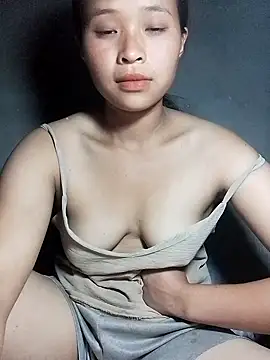 Snapshot of Liss-mimi chatting on 06/25/26, 12:32 Liss-mimi online show from 06/25/26, 12:32