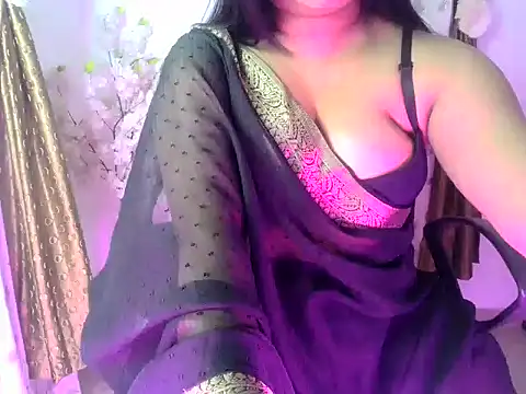 Snapshot of Rani_015 chatting on 04/05/26, 07:31 Rani 015 online show from 04/05/26, 07:31