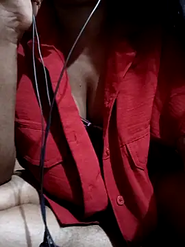 Hot-Kareena online show from 04/07/26, 06:10