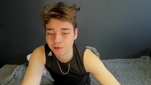 Snapshot of zeriax chatting on 04/11/26, 01:46 zeriax online show from 04/11/26, 01:46