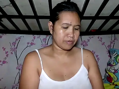 Snapshot of _SweetSmile chatting on 04/13/26, 09:02 SweetSmile online show from 04/13/26, 09:02