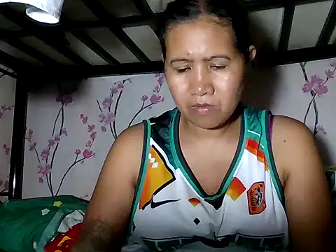 Snapshot of _SweetSmile chatting on 04/11/26, 08:40 SweetSmile online show from 04/11/26, 08:40