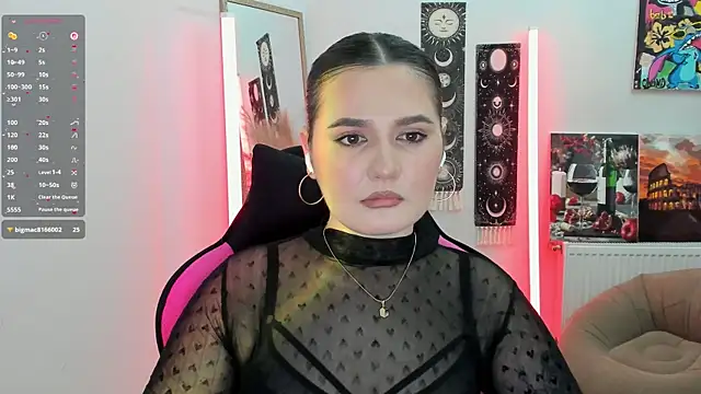 SourCherry   online show from 06/18/26, 06:57