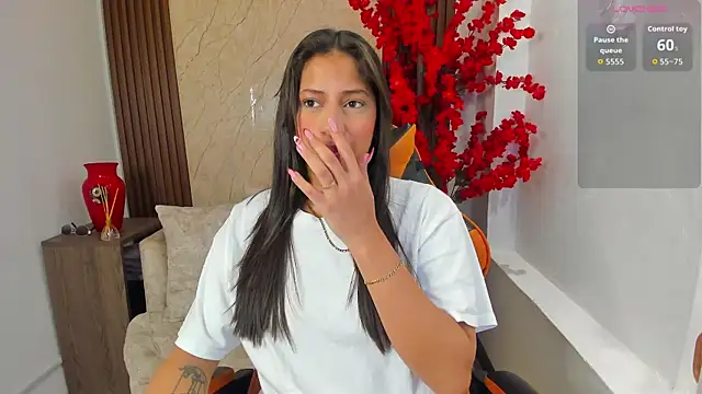 Snapshot of Atiena_ chatting on 07/11/26, 07:47 Atiena online show from 07/11/26, 07:47