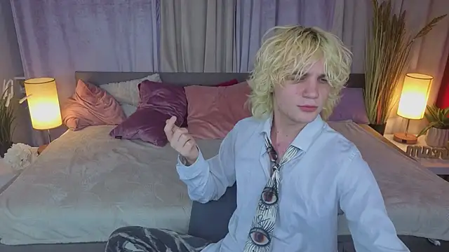 JameMilann online show from 05/12/26, 08:26
