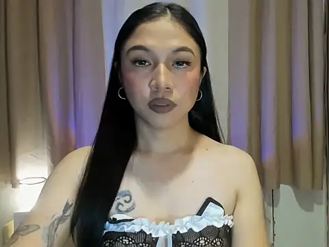 Snapshot of camilla_wild chatting on 07/30/26, 05:45 camilla wild online show from 07/30/26, 05:45