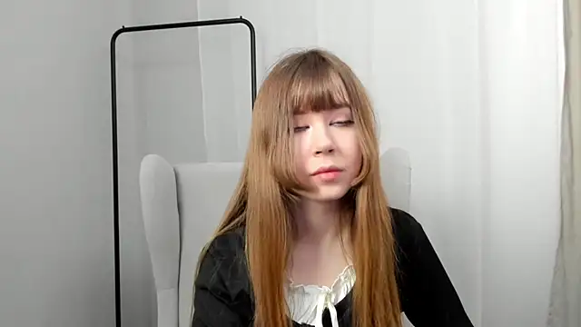 SadeHowen online show from 04/23/26, 01:35