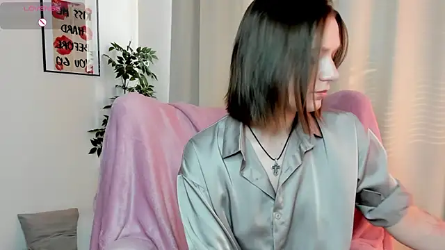 kirarogersss online show from 04/09/26, 09:26