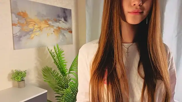 Snapshot of LuraPodraza chatting on 04/12/26, 04:10 LuraPodraza online show from 04/12/26, 04:10