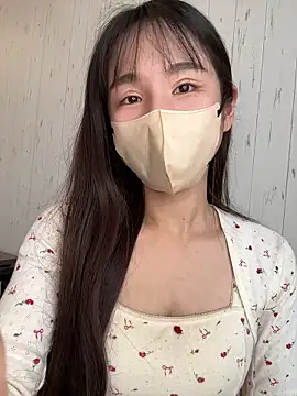 Snapshot of Hinako_0012 chatting on 04/13/26, 01:09 Hinako 0012 online show from 04/13/26, 01:09