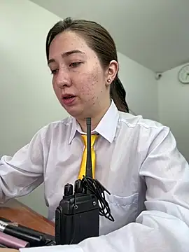 Snapshot of suzy-111 chatting on 04/13/26, 12:20 suzy-111 online show from 04/13/26, 12:20