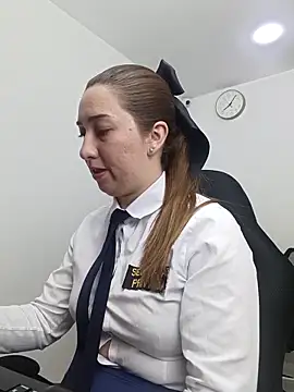 Snapshot of suzy-111 chatting on 04/09/26, 01:07 suzy-111 online show from 04/09/26, 01:07