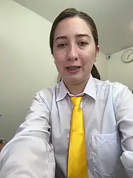 Snapshot of suzy-111 chatting on 04/14/26, 12:10 suzy-111 online show from 04/14/26, 12:10