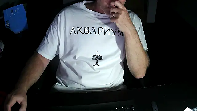 Snapshot of Shalun2000 chatting on 07/03/26, 03:13 Shalun2000 online show from 07/03/26, 03:13