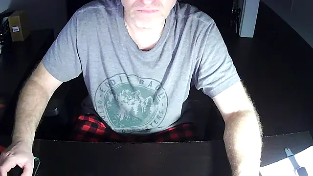 Snapshot of Shalun2000 chatting on 04/09/26, 12:45 Shalun2000 online show from 04/09/26, 12:45