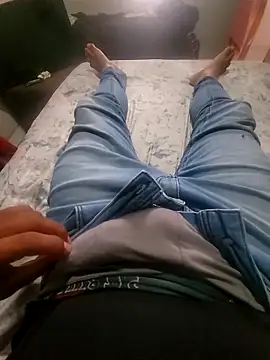 Snapshot of morenocomedor0 chatting on 04/03/26, 08:04 morenocomedor0 online show from 04/03/26, 08:04