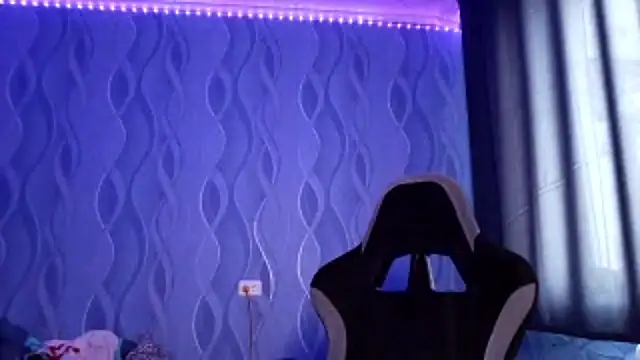 Sheriscute online show from 04/13/26, 01:04