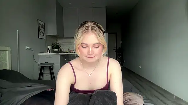 kirtova  online show from 04/28/26, 11:25