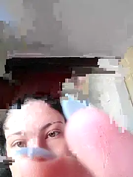 Snapshot of Hildaqii chatting on 06/27/26, 11:38 Hildaqii online show from 06/27/26, 11:38