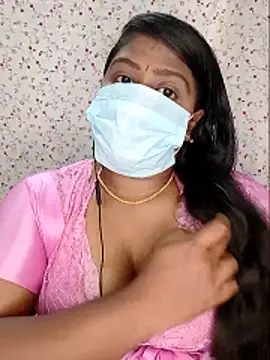 Romantic Woman online show from 05/02/26, 06:35