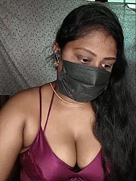 Romantic Woman online show from 05/16/26, 06:56