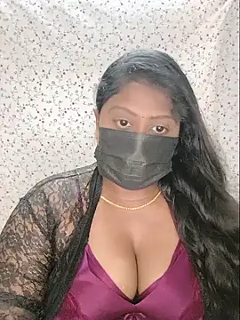 Romantic Woman online show from 05/25/26, 06:50