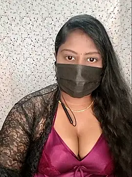 Romantic Woman online show from 05/16/26, 06:29
