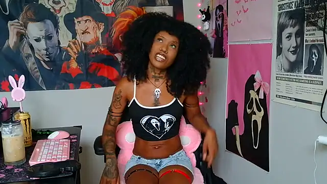 spookiebaddie online show from 06/05/26, 10:15