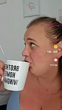 Snapshot of nika-W chatting on 07/07/26, 09:46 nika-W online show from 07/07/26, 09:46
