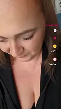 Snapshot of nika-W chatting on 07/09/26, 01:54 nika-W online show from 07/09/26, 01:54