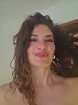 Snapshot of CelineBoyer_ chatting on 04/17/26, 09:17 CelineBoyer online show from 04/17/26, 09:17