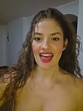Snapshot of CelineBoyer_ chatting on 05/07/26, 11:52 CelineBoyer online show from 05/07/26, 11:52