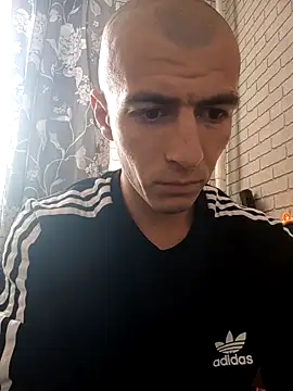 vladosikk666999 online show from 04/06/26, 01:23