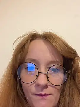 isabellasara online show from 04/07/26, 10:44