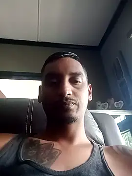 Snapshot of JJM29 chatting on 04/15/26, 10:21 JJM29 online show from 04/15/26, 10:21