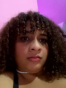 Snapshot of naluisinha chatting on 04/10/26, 01:34 naluisinha online show from 04/10/26, 01:34