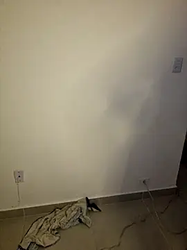 Daniellesafada online show from 04/15/26, 07:47