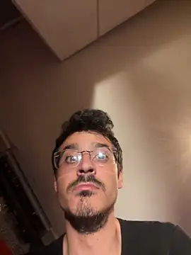 tubeton online show from 04/22/26, 11:22