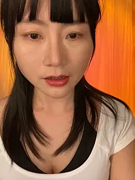 yaya0302 online show from 04/15/26, 04:18