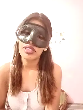 Snapshot of MANSI_HORNI86 chatting on 04/29/26, 05:30 MANSI HORNI86 online show from 04/29/26, 05:30