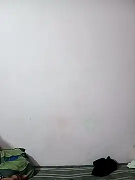 Snapshot of MANSI_HORNI86 chatting on 04/06/26, 11:17 MANSI HORNI86 online show from 04/06/26, 11:17