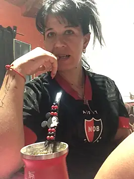 Laacoluu online show from 04/13/26, 04:38